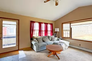 22 Carmen Dr, Poughkeepsie, NY 12603 - Photo 6