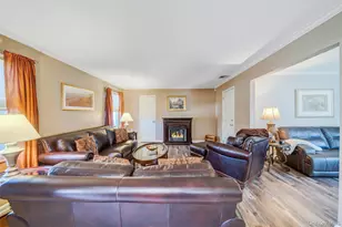 7 Hemlock Rd, Mount Sinai, NY 11766 - Photo 16