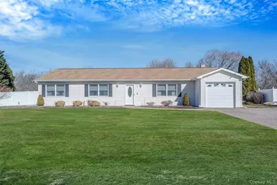 7 Hemlock Road, Mount Sinai, NY 11766 - Photo 1