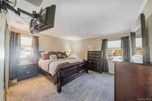 7 Hemlock Rd, Mount Sinai, NY 11766 - Photo 26