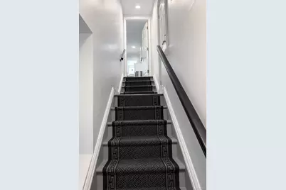 118 Forest Avenue, Glen Cove, NY 11542 - Photo 10