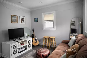 118 Forest Ave, Glen Cove, NY 11542 - Photo 4