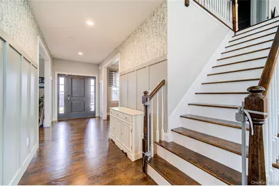 64 Fox Hill Run, Rock Tavern, NY 12575 - Photo 4