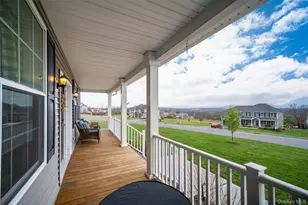 64 Fox Hill Run, Rock Tavern, NY 12575 - Photo 4