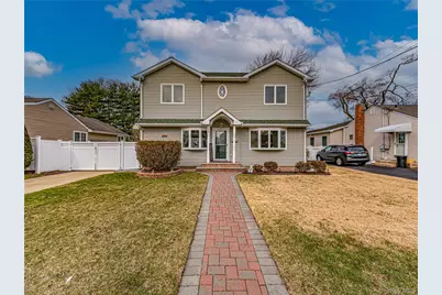 150 Park Lane, Massapequa, NY 11758 - Photo 2