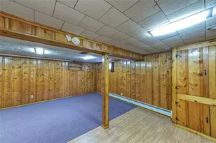 150 Park Ln, Massapequa, NY 11758 - Photo 24