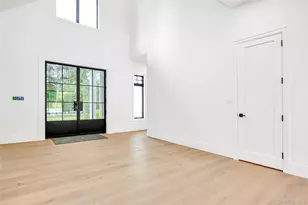 523 Long Beach Rd, Nissequogue, NY 11780 - Photo 16