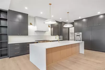 523 Long Beach Road, Nissequogue, NY 11780 - Photo 10