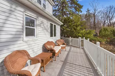 169 Canterbury Road, White Plains, NY 10607 - Photo 20