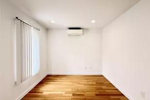 70-27 65th St, Glendale, NY 11385 - Photo 12