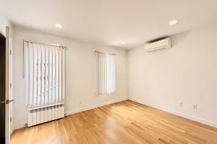 70-27 65th St, Glendale, NY 11385 - Photo 10