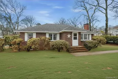 17 Academy Avenue, Sparrow Bush, NY 12780 - Photo 2