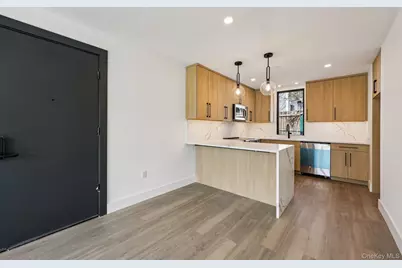 325 Manville #102, Pleasantville, NY 10570 - Photo 2