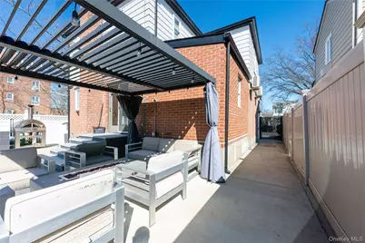 7304 193rd Street, Fresh Meadows, NY 11366 - Photo 28
