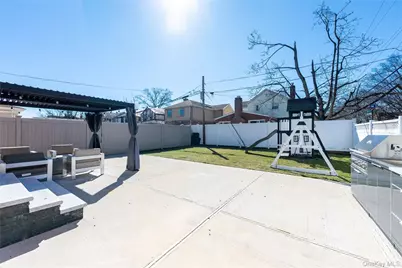 7304 193rd Street, Fresh Meadows, NY 11366 - Photo 24