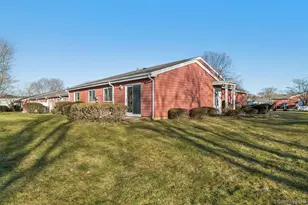 908 Drew Ln, Saint James, NY 11780 - Photo 28