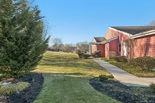 908 Drew Ln, Saint James, NY 11780 - Photo 2