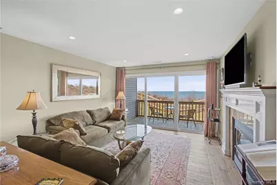 805 Bluffs Drive N, Calverton, NY 11933 - Photo 12