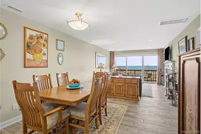 805 Bluffs Drive N, Calverton, NY 11933 - Photo 10