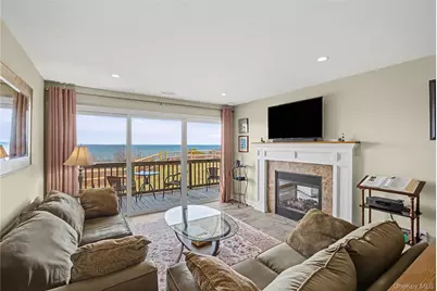 805 Bluffs Drive N, Calverton, NY 11933 - Photo 12