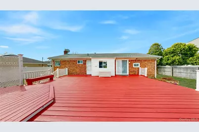 15 Lisa Drive, Deer Park, NY 11729 - Photo 18