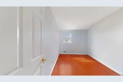 15 Lisa Drive, Deer Park, NY 11729 - Photo 12