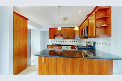 15 Lisa Drive, Deer Park, NY 11729 - Photo 10