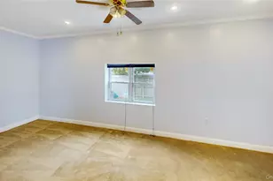 15 Lisa Dr, Deer Park, NY 11729 - Photo 6