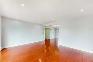 15 Lisa Dr, Deer Park, NY 11729 - Photo 4