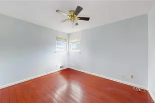 15 Lisa Dr, Deer Park, NY 11729 - Photo 14