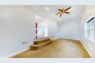 15 Lisa Drive, Deer Park, NY 11729 - Photo 8