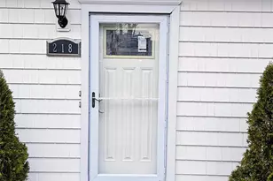 218 Warren Ave, Mamaroneck, NY 10543 - Photo 2