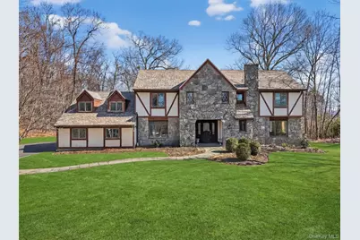 57 Innsbruck Boulevard, Hopewell Junction, NY 12533 - Photo 1