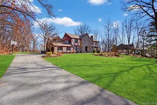 57 Innsbruck Blvd, Hopewell Junction, NY 12533 - Photo 8
