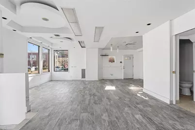 80 Lincoln Avenue, Pelham, NY 10803 - Photo 22