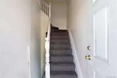 80 Lincoln Avenue, Pelham, NY 10803 - Photo 16