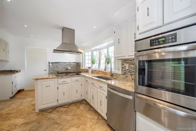 11 Meadowlark Road, Rye Brook, NY 10573 - Photo 12