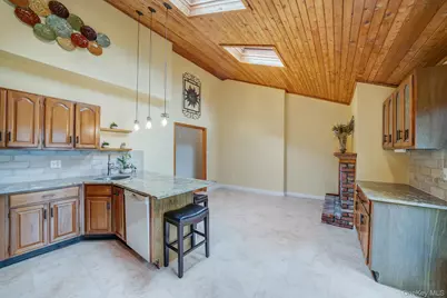 108 Dogwood Road, Port Jefferson, NY 11777 - Photo 28