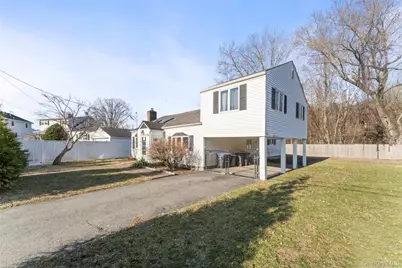 9 Babbitt Court, Elmsford, NY 10523 - Photo 2