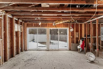 9 Babbitt Court, Elmsford, NY 10523 - Photo 8