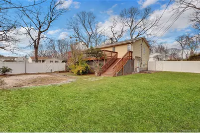 3 Livingston Street, Saint James, NY 11780 - Photo 16