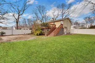 3 Livingston St, Saint James, NY 11780 - Photo 16