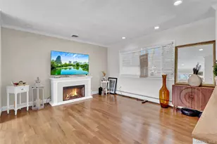 3 Livingston St, Saint James, NY 11780 - Photo 4