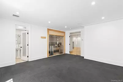 522 Wickapogue Road, Southampton, NY 11968 - Photo 36