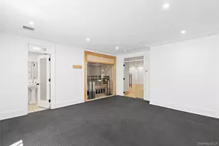 522 Wickapogue Rd, Southampton, NY 11968 - Photo 36