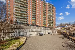 1841 Central Park Ave, Yonkers, NY 10710 - Photo 22