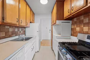 1841 Central Park Ave, Yonkers, NY 10710 - Photo 16