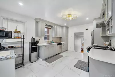 9 Valley View Drive, Yonkers, NY 10710 - Photo 12