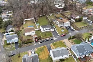 9 Valley View Dr, Yonkers, NY 10710 - Photo 2