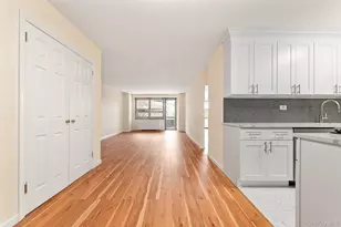 70-25 Yellowstone Blvd, Forest Hills, NY 11375 - Photo 10